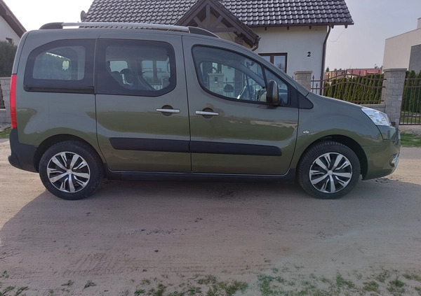 Peugeot Partner cena 28900 przebieg: 161532, rok produkcji 2012 z Kartuzy małe 781